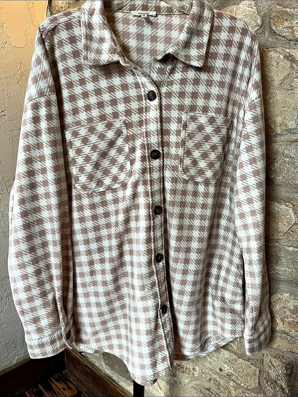 maurices Gingham Button Down Shirt in Pink & White Size XL